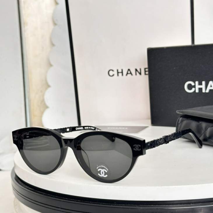 Picture of Chanel Sunglasses _SKUfw76771869fw